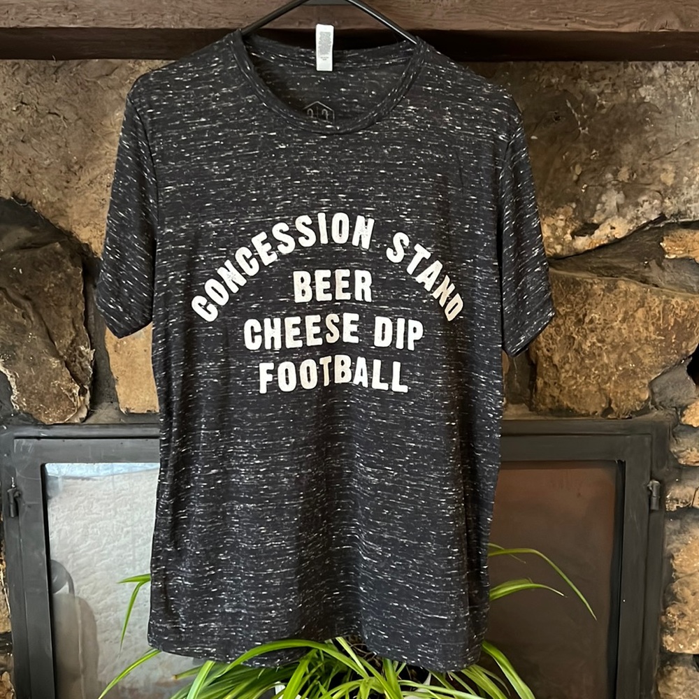 NWOT Charlie Southern medium tailgate tee